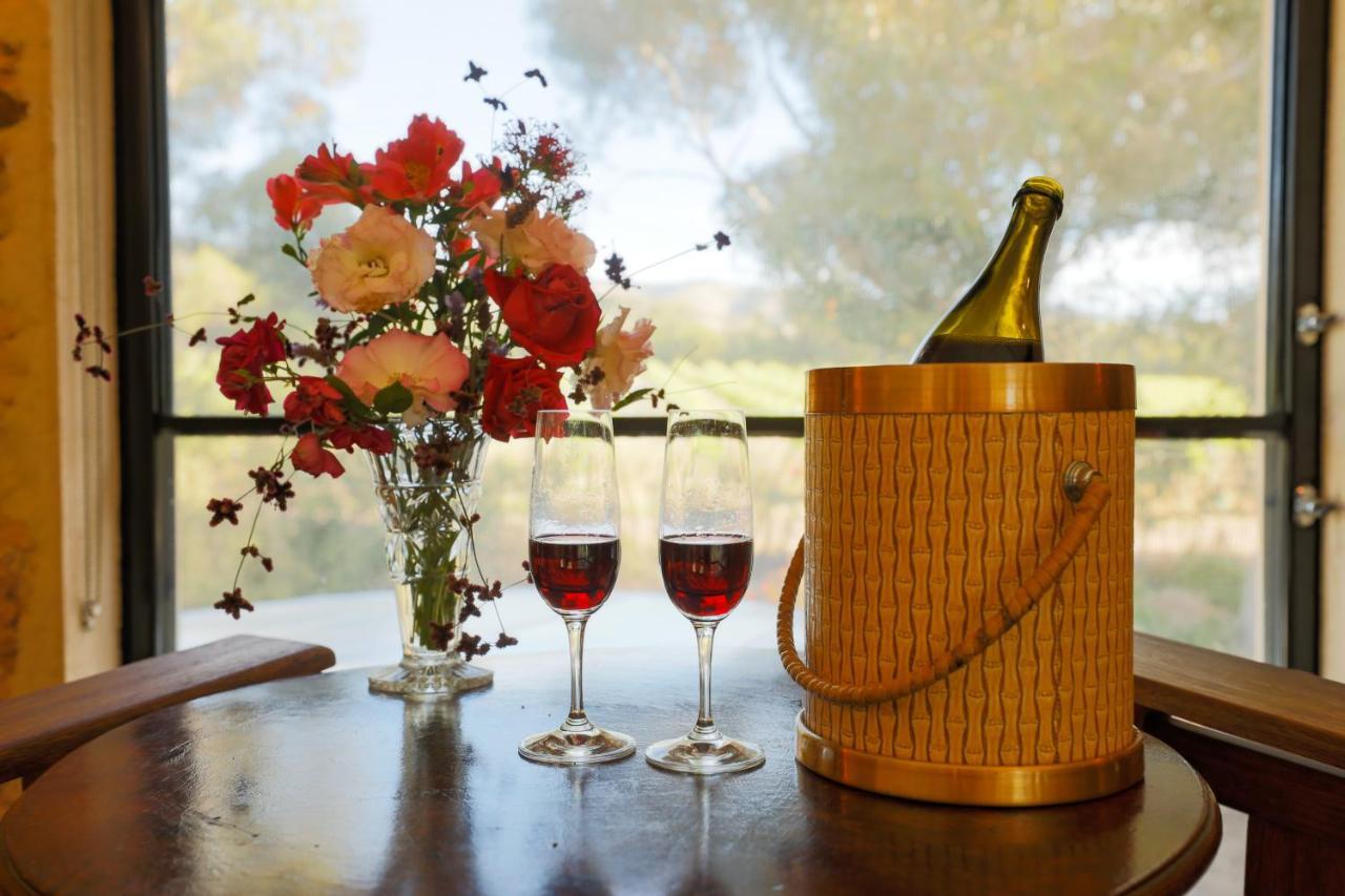 The Old Chaff Mill Organic Vineyard Retreat Bed and Breakfast Sellicks Hill Exteriör bild