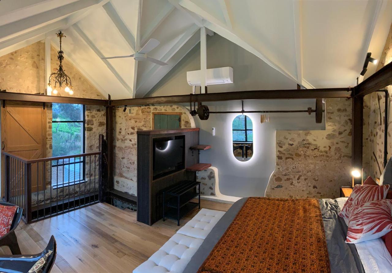The Old Chaff Mill Organic Vineyard Retreat Bed and Breakfast Sellicks Hill Exteriör bild